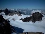 Blick Richtung Nordwesten aufs Fuorcla dal Cunfin und links Signalhorn