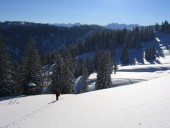 Clemens im Nachstieg. Im Hintergrund die Lechtaler Alpen