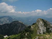Blick vom Gipfel zum Rif. Pianezzo und zum Corno Centrale, welchen ich noch besteigen werde.