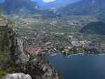 Blick vom Cima Capi auf Riva del Garda