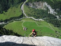 Doch zuvor auch noch ein atemberaubender Tiefblick auf die Alpe Herrenr&uuml;ti.