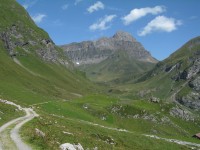 Wundersch&ouml;ner Blick ins Surenen und dem Blackenstock dahinter.