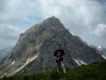 Ich am Gipfel des Warther Horns 2256m, im Hintergrund Karhorn, wo ich 20 min davor war