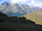 Angenehme Temperaturen beim Abstieg im schattigen Osthang oberhalb des Val Fedox.