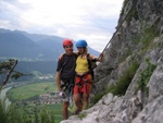 Anna und Ich beim Ausstiegspunkt des sensationellen Klettersteigs durch die Martinwand!