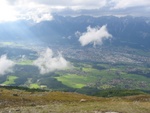 Blick vom Patscherkofel auf Innsbruck.