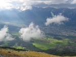 Blick vom Patscherkofel auf Innsbruck.