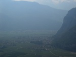 Blick nach Westen ins Etschtal mit Mezzocorona zur Vormittagstour