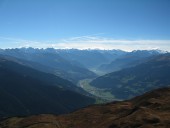 Nochmals ein Blick ins Hintere Zillertal mit dem Alpenhauptkamm.