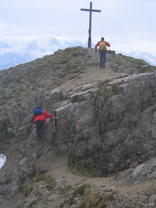Letzte Kraxlerei unmittelbar vor dem Gipfelkreuz.