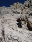 Anna nach den ersten Metern im Giuseppe Olivieri Klettersteig