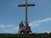Drei Vermesser am Gipfel! Sabrina, Esther und Ich am Tristenkopf 1741m