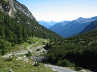 Blick zur&uuml;ck ins Val Vau kurz nach der Alpe Praveder.