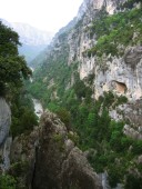 Langsam steigen wir aus der Schlucht wieder aus, und somit ergeben sich wieder wunderbare Tiefblicke.