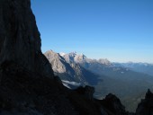 Blick nach Westen mit ganz von links: Wettersteinspitze, Zugspitze, Alpspitze, rechts weit hinten das Gaishorn.